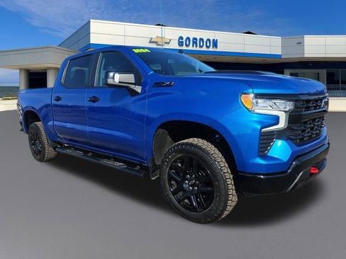 Used 2024 Chevrolet Silverado 1500 LT Trail Boss w/ Convenience Package II image 8