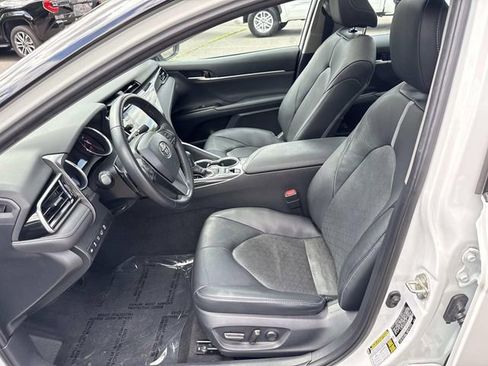 Used 2019 Toyota Camry XSE w/ Driver Assist Package FWD image 14