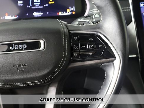 Used 2021 Jeep Grand Cherokee L Overland w/ Luxury Tech Group IV image 6