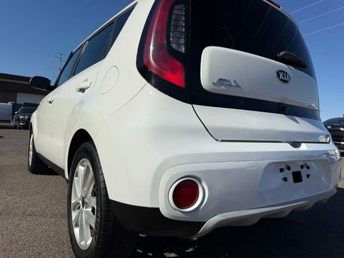 Used 2019 Kia Soul + image 42