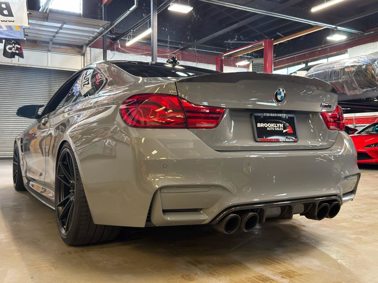 Used 2018 BMW M4 Coupe RWD image 10