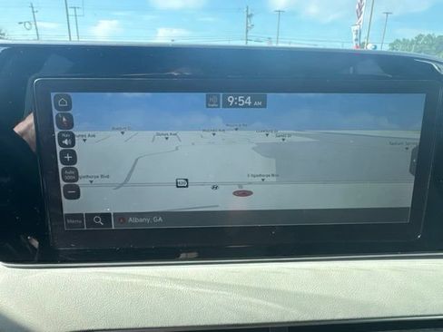 Used 2022 Hyundai Palisade SEL w/ Premium Package FWD image 15