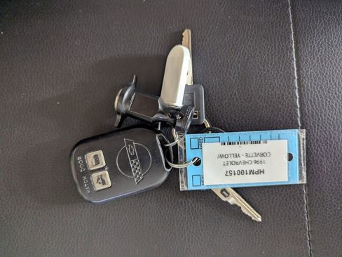 Used 1996 Chevrolet Corvette Coupe image 22