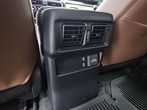 Used 2025 Toyota 4Runner Limited image 36