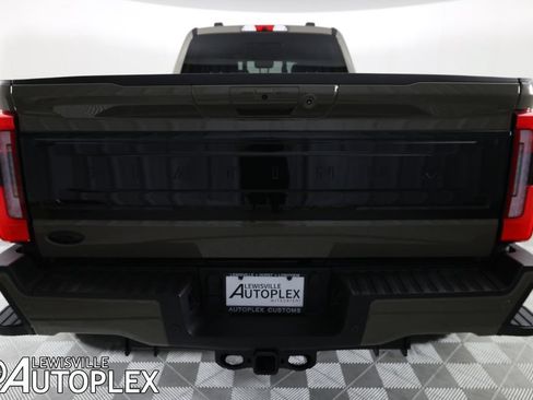 Used 2026 Ford F350 Platinum w/ Platinum Plus Package AWD/4WD image 6