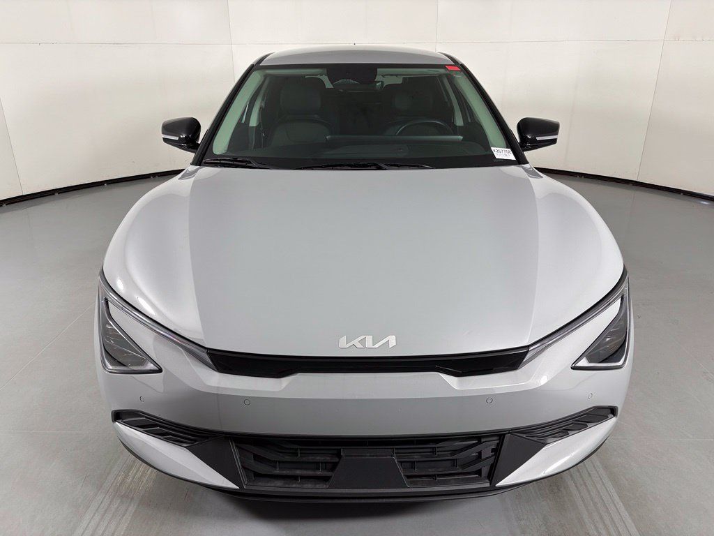 New 2026 Kia EV6 Light RWD image 3