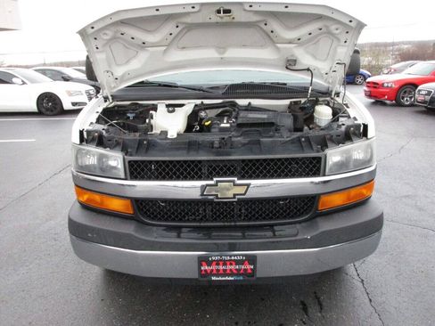 Used 2014 Chevrolet Express 2500 Extended RWD image 20