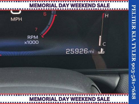 Used 2025 Chevrolet TrailBlazer RS w/ Convenience Package FWD image 32