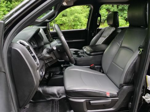 Used 2024 RAM 2500 Tradesman AWD/4WD image 3