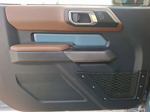 Used 2022 Ford Bronco Outer Banks image 13