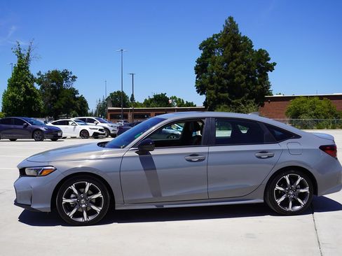 Used 2026 Honda Civic Sport Touring image 3