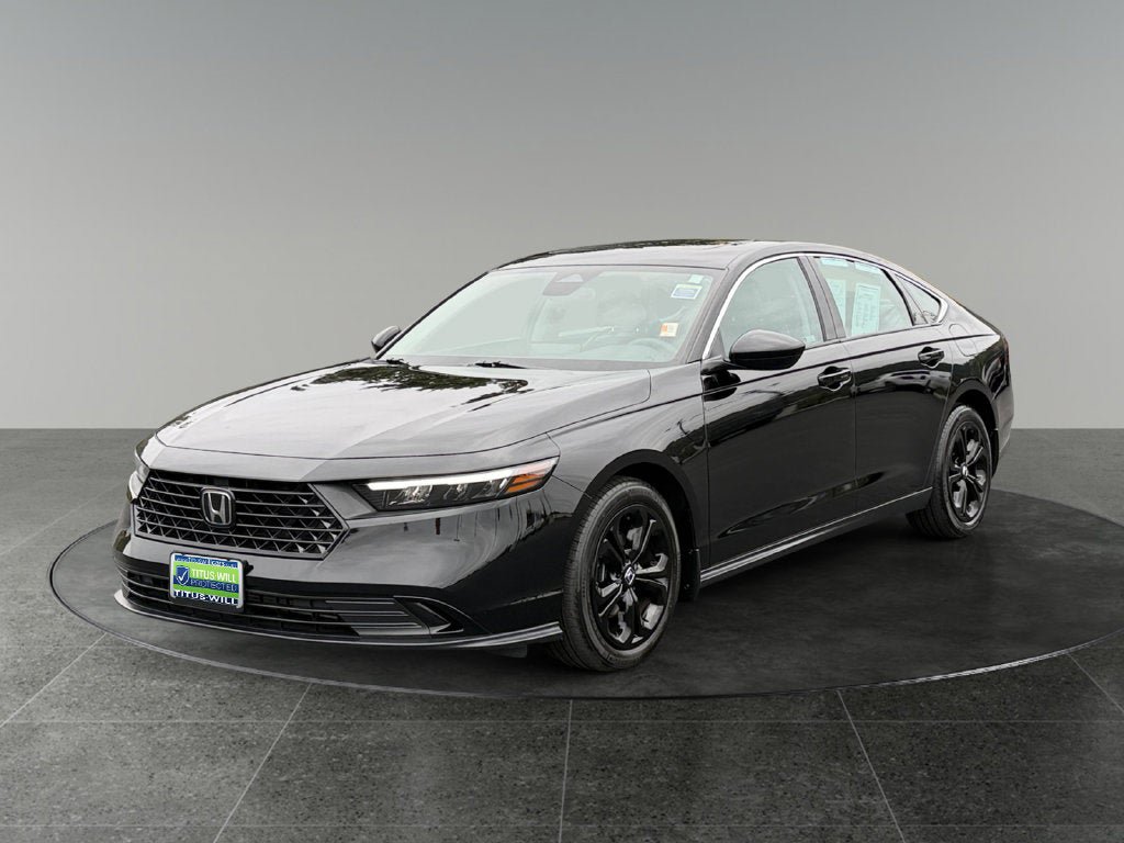 Used 2023 Honda Accord EX image 3