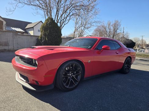 Used 2020 Dodge Challenger R/T Scat Pack image 5