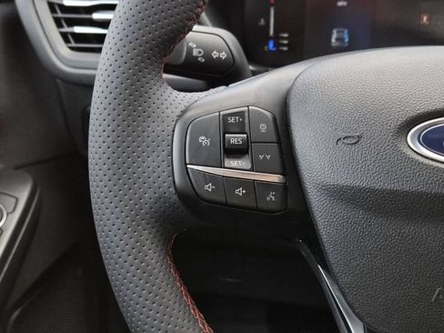 Used 2023 Ford Escape ST-Line w/ Tech Pack #1 FWD image 21