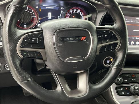 Used 2019 Dodge Challenger SXT w/ Driver Convenience Group RWD image 14