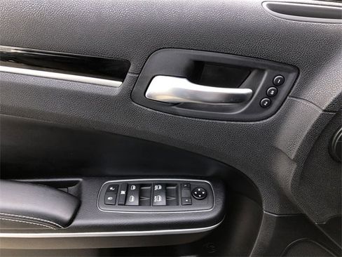 Used 2021 Chrysler 300 S w/ S Model Appearance Package image 5