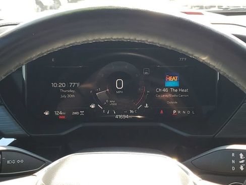 Used 2024 GMC Acadia Elevation AWD/4WD image 11