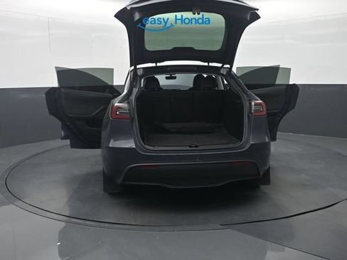 Used 2023 Tesla Model Y Long Range AWD/4WD image 38