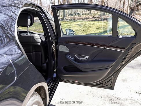 Used 2020 Mercedes-Benz S 560 4MATIC Sedan image 30