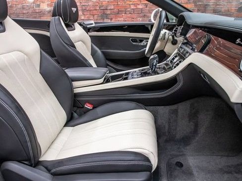 Used 2023 Bentley Continental GT Mulliner AWD/4WD image 6