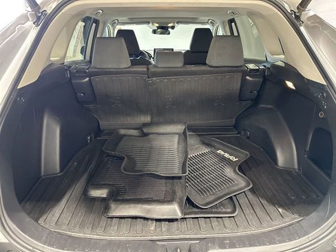 Used 2020 Toyota RAV4 XLE w/ Convenience Package image 16