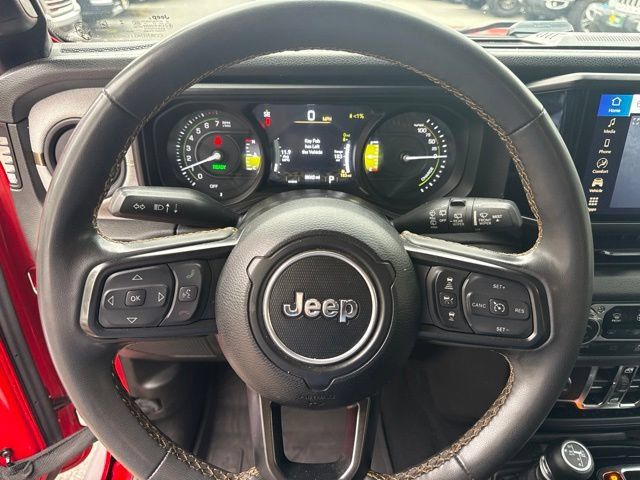 Used 2024 Jeep Wrangler Unlimited w/ Convenience Group AWD/4WD image 7