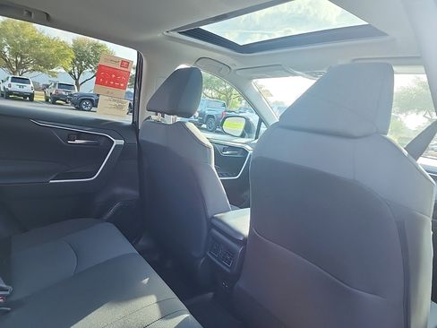 New 2025 Toyota RAV4 XLE w/ Convenience Package FWD image 32