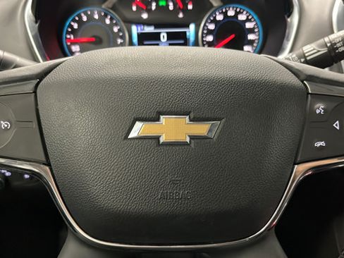 Used 2019 Chevrolet Traverse LT AWD/4WD image 16