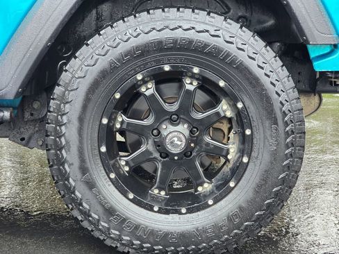 Used 2020 Jeep Wrangler Sport image 29