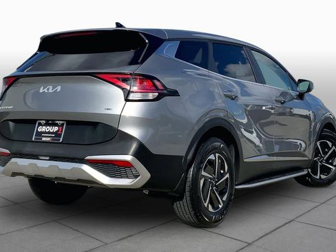 Used 2023 Kia Sportage LX AWD/4WD image 13