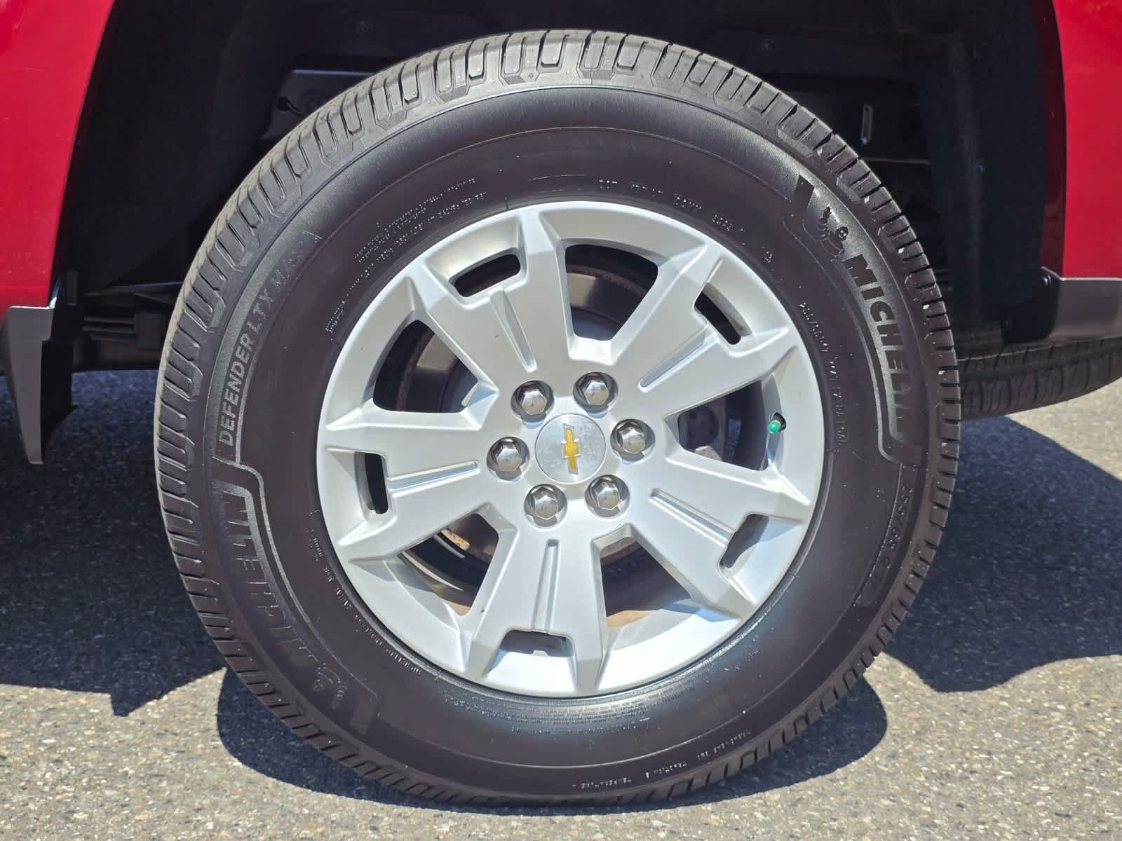 Used 2018 Chevrolet Colorado LT w/ LT Convenience Package RWD image 8