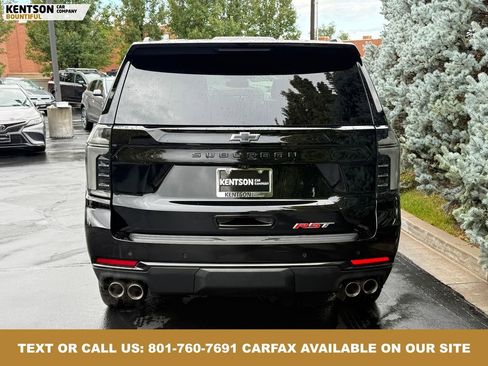 Used 2025 Chevrolet Suburban RST image 7
