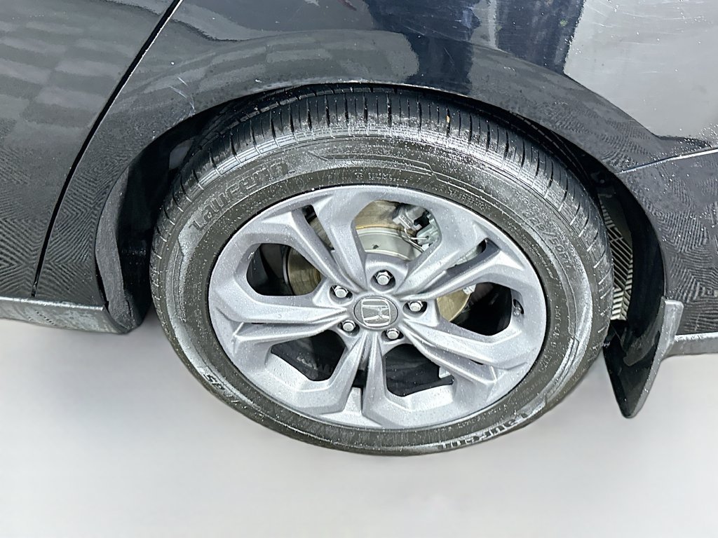 Used 2023 Honda Accord EX image 32