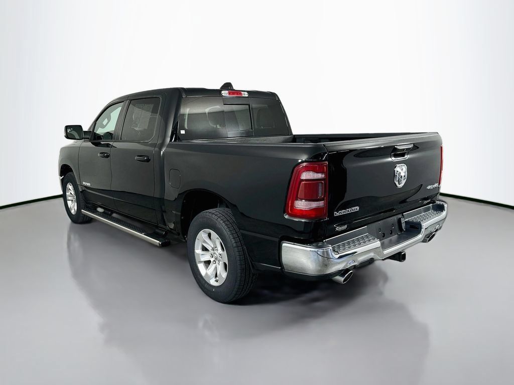Used 2023 RAM 1500 Laramie AWD/4WD image 5