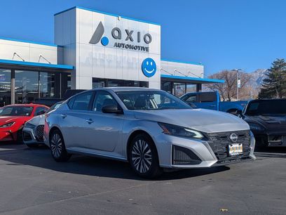 Used 2024 Nissan Altima 2.5 SV