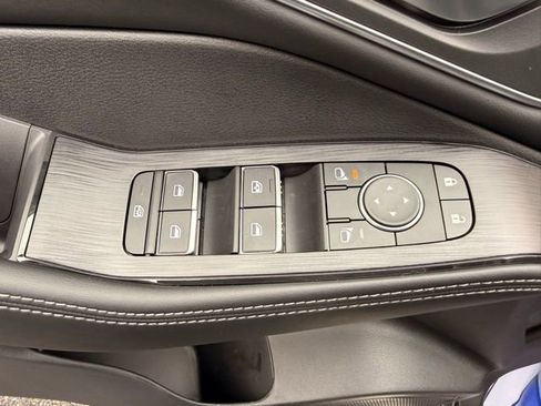 New 2026 Nissan Rogue Platinum w/ Platinum Premium Package image 11