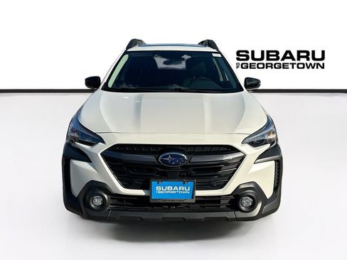 Used 2024 Subaru Outback Premium AWD/4WD image 2
