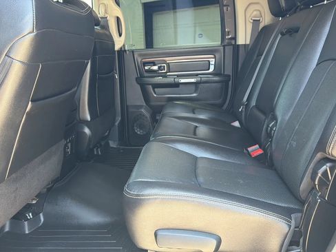 Used 2018 RAM 2500 Laramie w/ Off Road Package AWD/4WD image 10