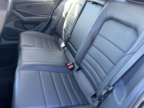 Used 2024 Volkswagen Jetta SE image 12