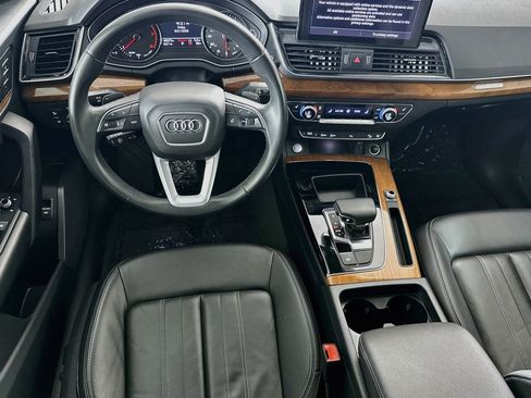 Used 2023 Audi Q5 2.0T Premium w/ Convenience Package AWD/4WD image 5