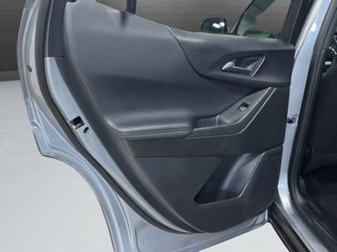 Used 2025 Chevrolet Equinox LT image 16