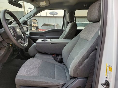 Used 2024 Ford F250 XLT w/ FX4 Off-Road Package image 19