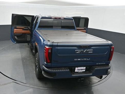 Used 2024 GMC Sierra 2500 Denali Ultimate AWD/4WD image 54