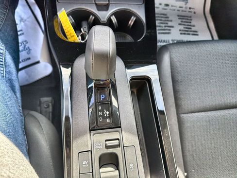 Used 2023 Toyota Prius LE image 26