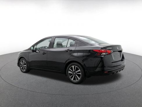 Used 2025 Nissan Versa SV FWD image 7