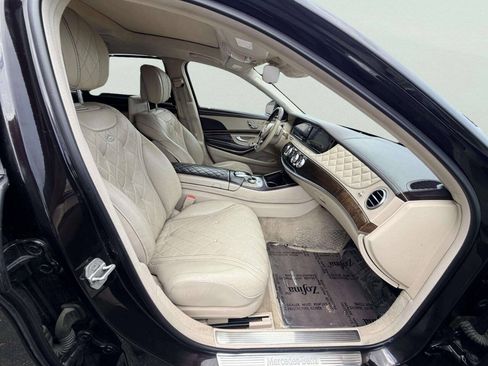 Used 2017 Mercedes-Benz S 550 4MATIC Sedan image 38