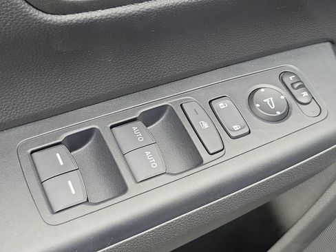 Certified 2023 Honda CR-V EX image 21