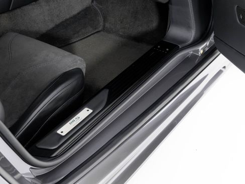 Used 2009 Aston Martin DBS Coupe image 39