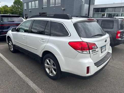 Used 2014 Subaru Outback 2.5i Limited AWD/4WD image 31