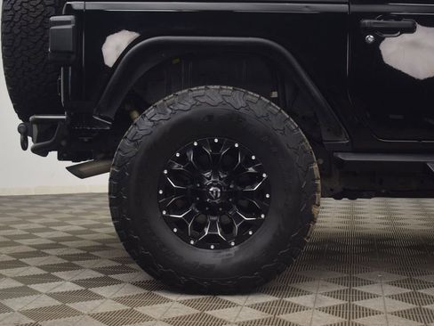 Used 2020 Jeep Wrangler Sport AWD/4WD image 31